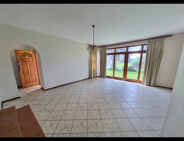 5 BEDROOM HOUSE FOR SALE IN BAYVIEW